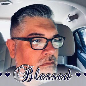 Meet your Posher, Joel